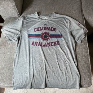 Colorado Avalanche Levelwear 2016 winter class medium tshirt